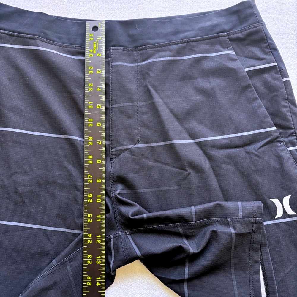 Hurley Board Shorts Mens Size S Black Striped Ripstop Swim Trunks MWS0005370 - Picture 6 of 10
